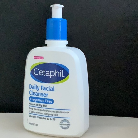 LARGE Cetaphil Daily Facial Cleanser Facewash fragrance free 16 FL oz. - Picture 1 of 2